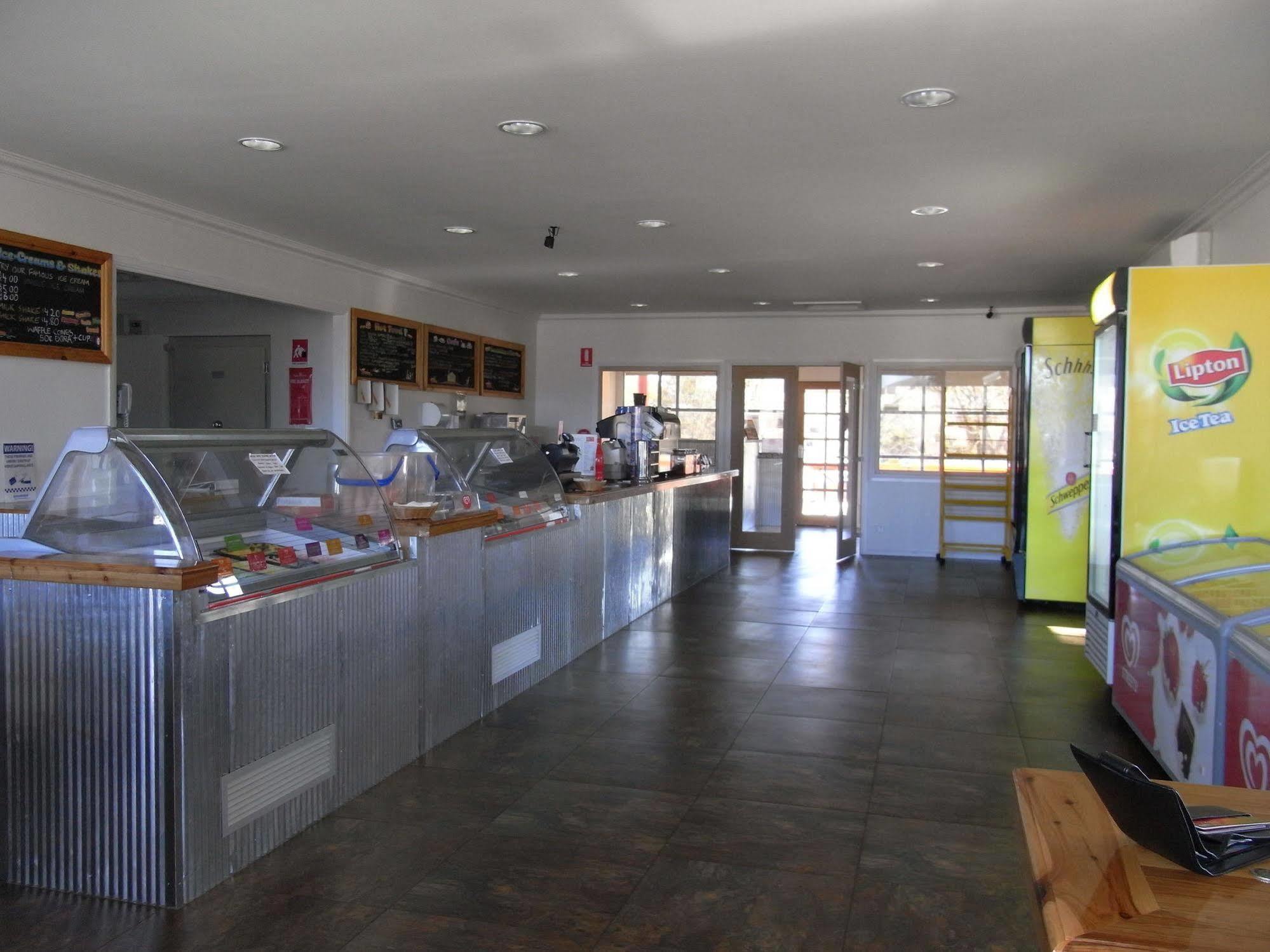 Discovery Parks - Lake Hume, New South Wales Exterior photo